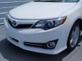 Super White - Camry SE Photo No. 11