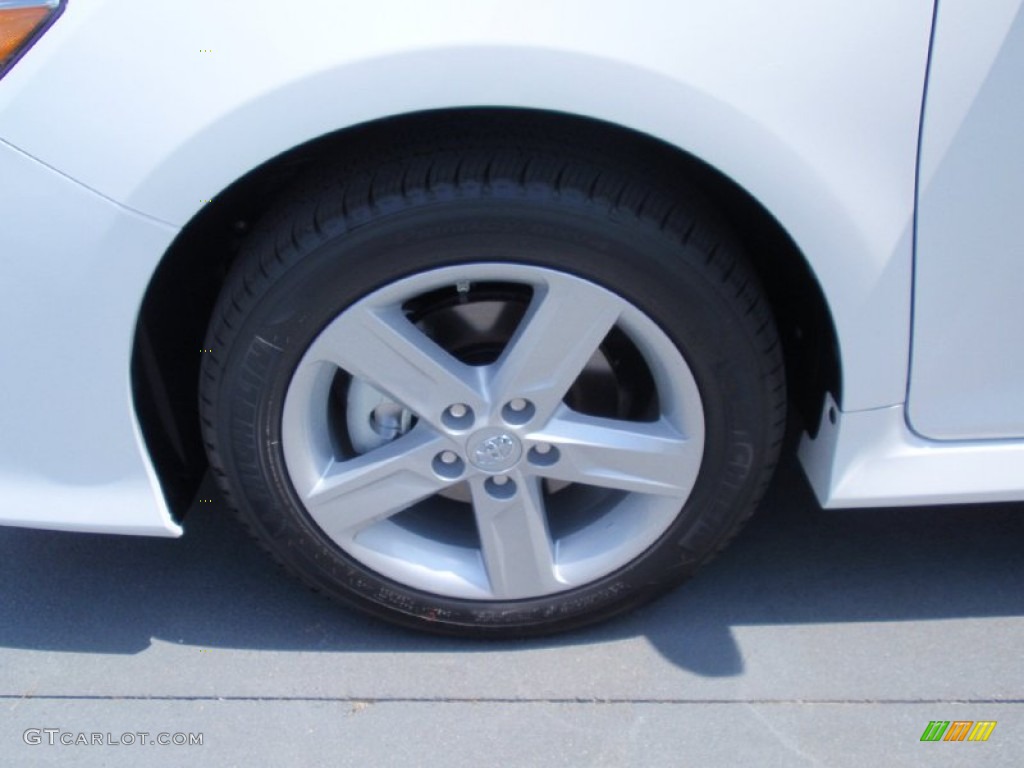 2014 Camry SE - Super White / Black photo #12