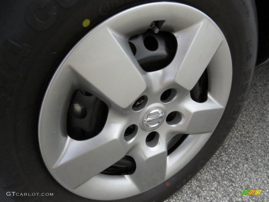 2014 Nissan Rogue Select S Wheel Photos