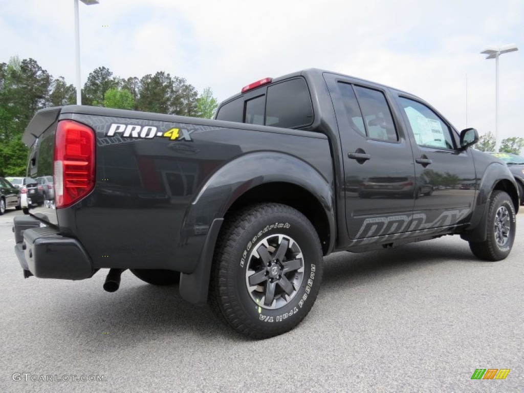 Night Armor 2014 Nissan Frontier Pro-4X Crew Cab 4x4 Exterior Photo #92889272