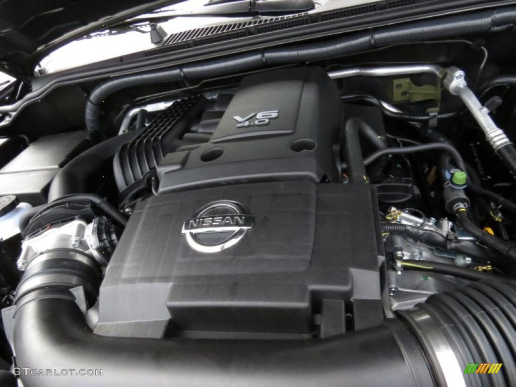 2014 Nissan Frontier Pro-4X Crew Cab 4x4 Engine Photos