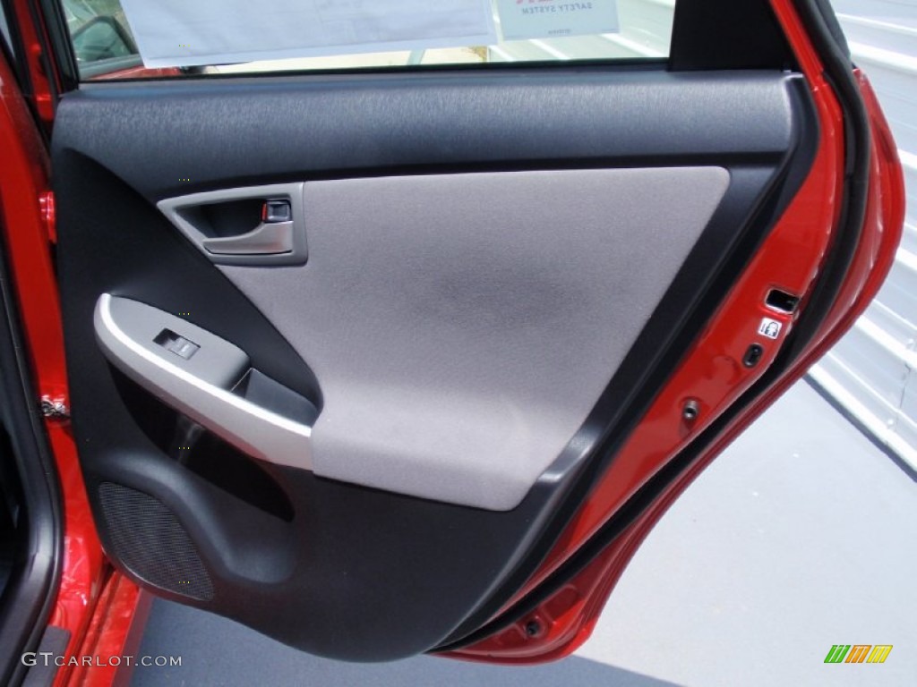 2014 Prius Two Hybrid - Barcelona Red Metallic / Dark Gray photo #21