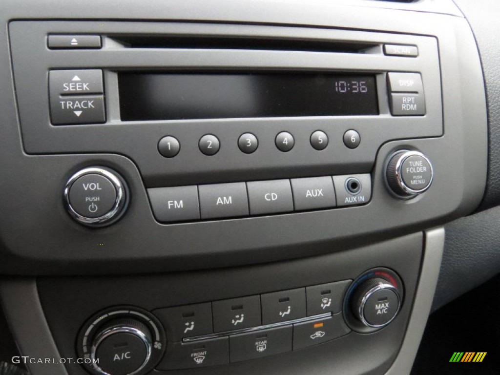 2014 Sentra SV - Graphite Blue / Charcoal photo #15