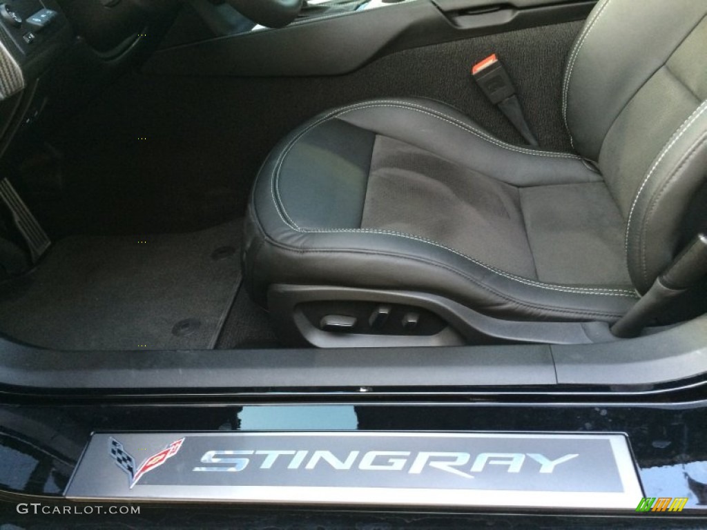 2014 Chevrolet Corvette Stingray Coupe Z51 Marks and Logos Photo #92893619