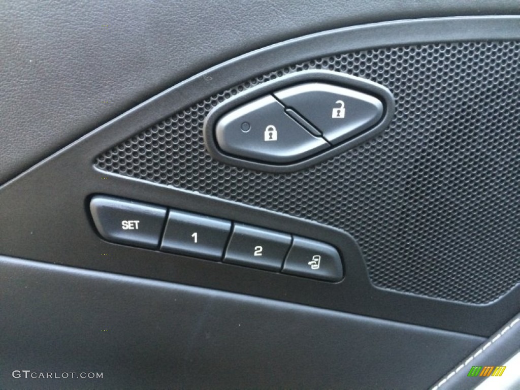 2014 Chevrolet Corvette Stingray Coupe Z51 Controls Photo #92893823