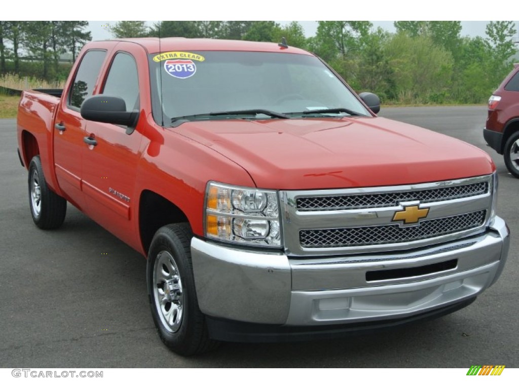 2013 Silverado 1500 LT Crew Cab - Victory Red / Light Titanium/Dark Titanium photo #1