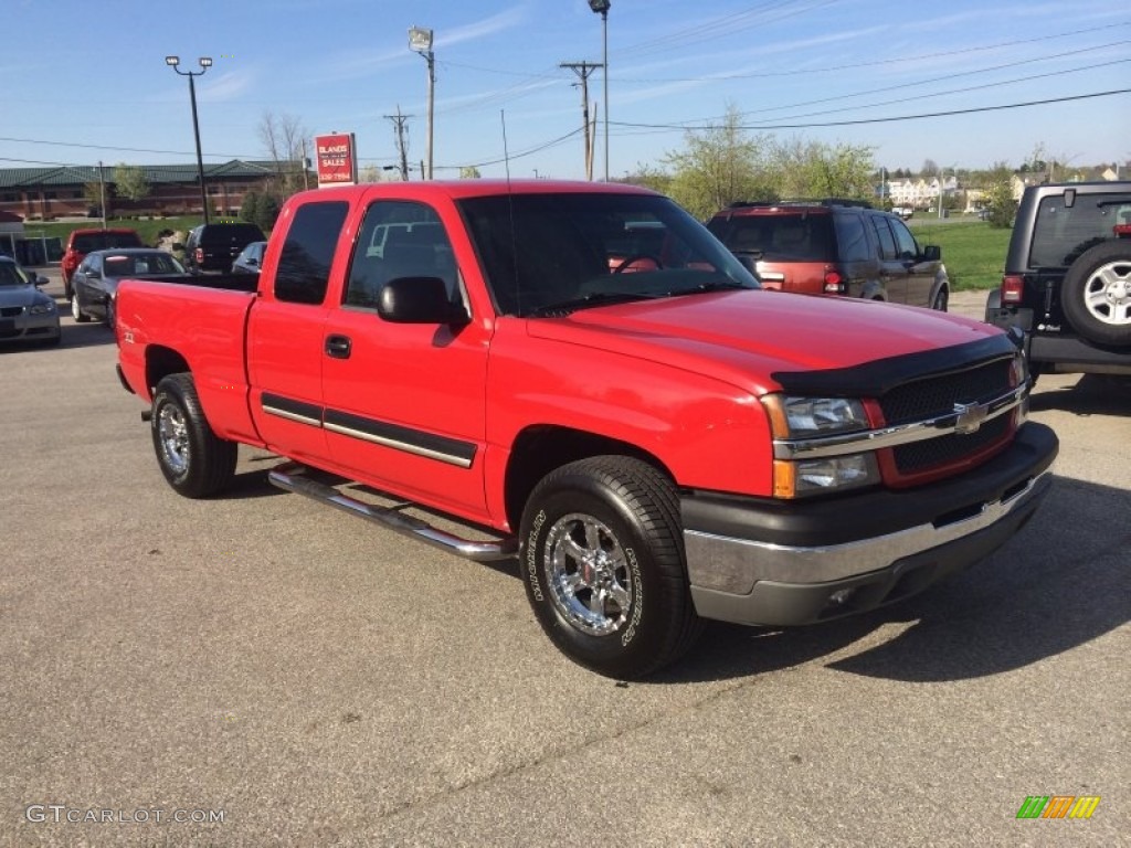 2003 Silverado 1500 LS Extended Cab 4x4 - Victory Red / Dark Charcoal photo #25