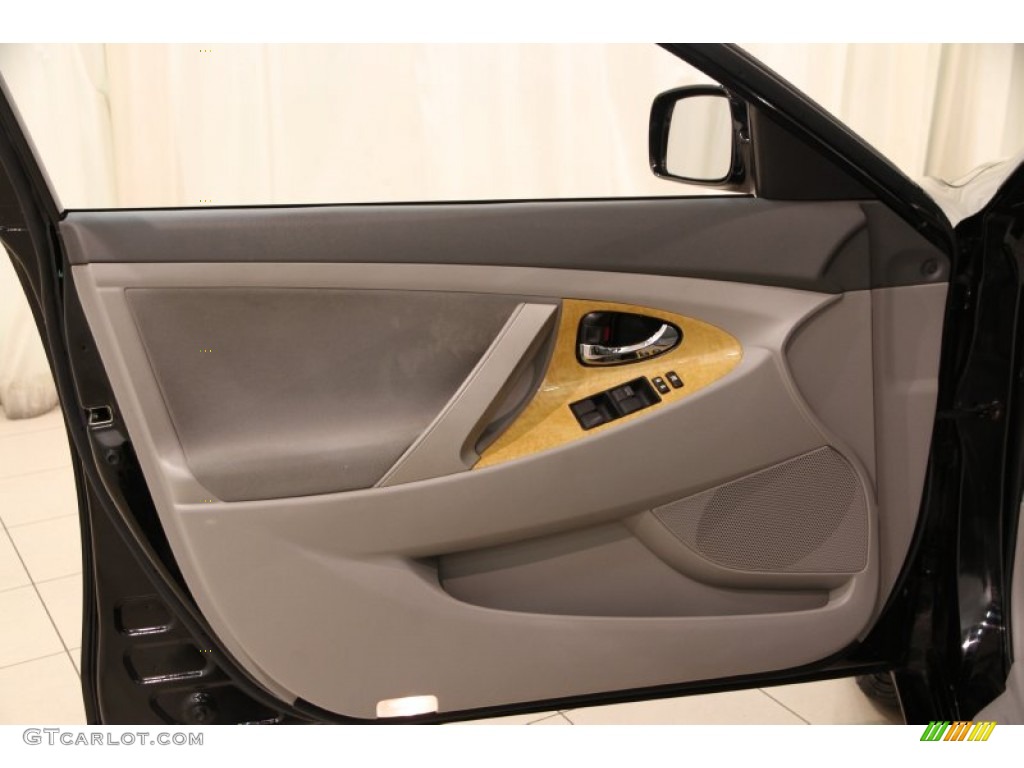 2007 Camry XLE - Black / Ash photo #4