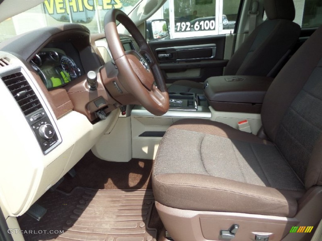 2013 1500 SLT Crew Cab 4x4 - Bright Silver Metallic / Canyon Brown/Light Frost Beige photo #11