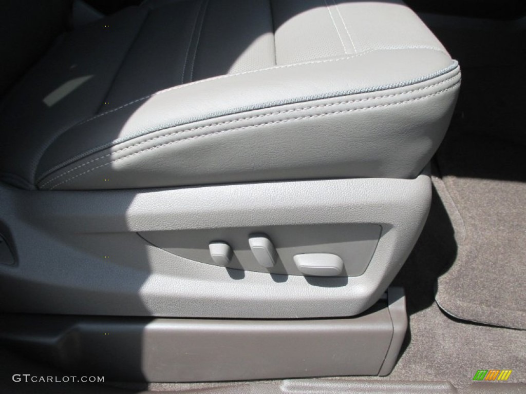 2015 GMC Yukon XL Denali 4WD Front Seat Photo #92918773
