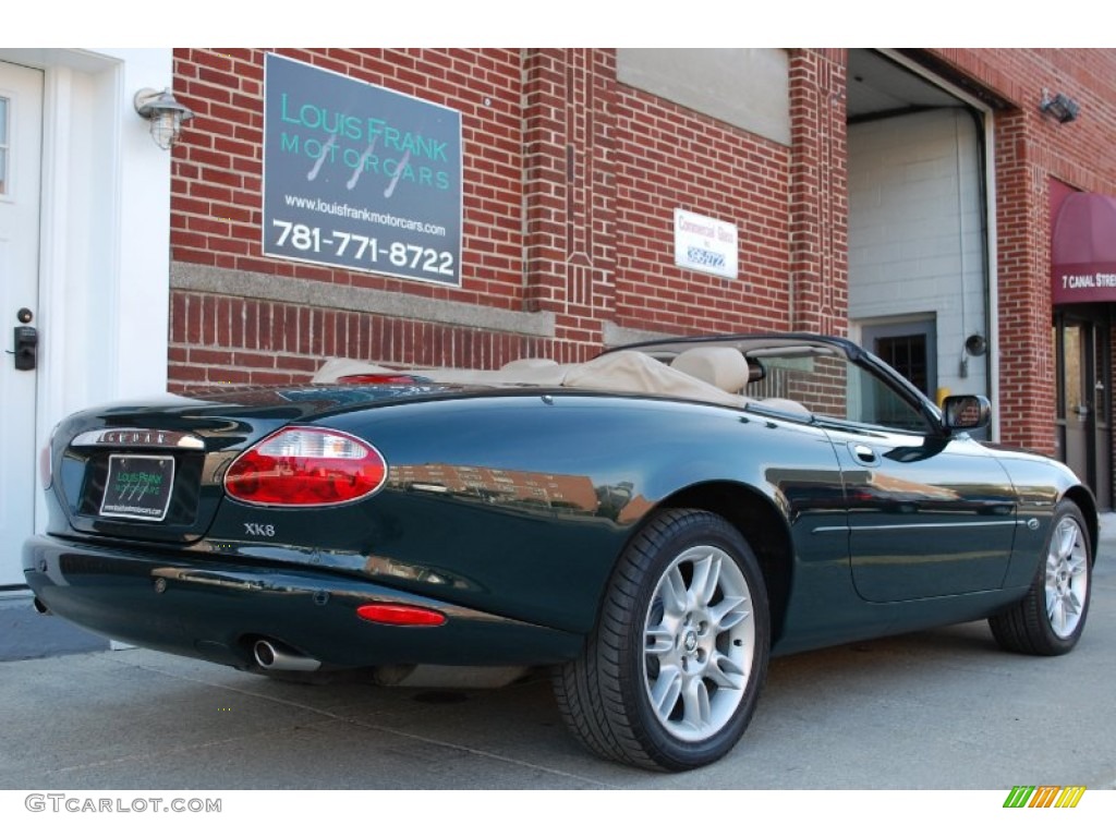 2002 XK XK8 Convertible - British Racing Green / Oatmeal photo #12