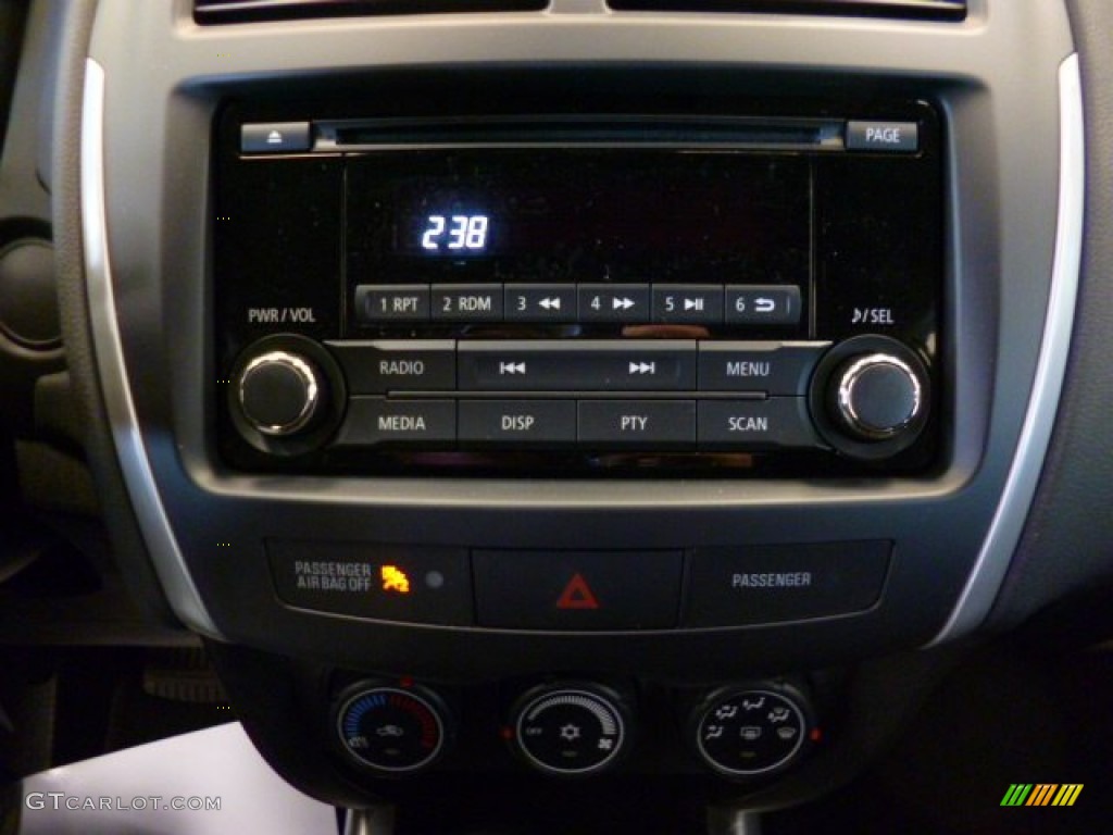 2014 Mitsubishi Outlander Sport ES AWD Audio System Photo #92920273