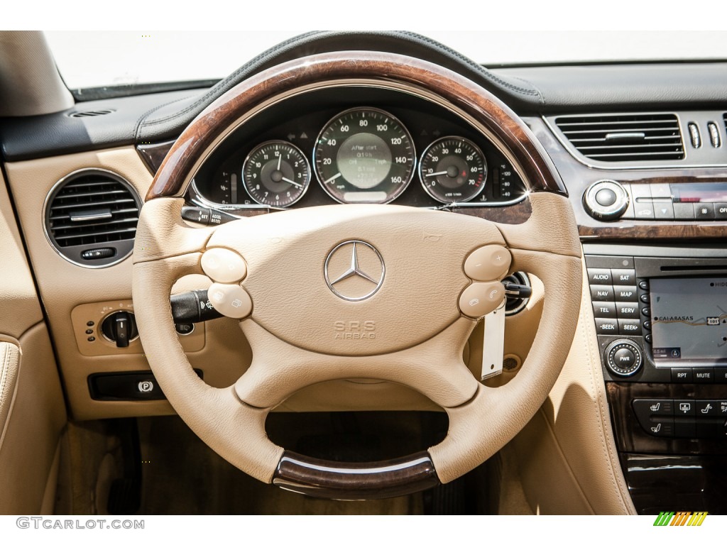 2006 Mercedes-Benz CLS 500 Cashmere Beige Steering Wheel Photo #92921470