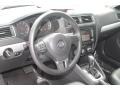 Black Uni - Jetta SE Sedan Photo No. 11