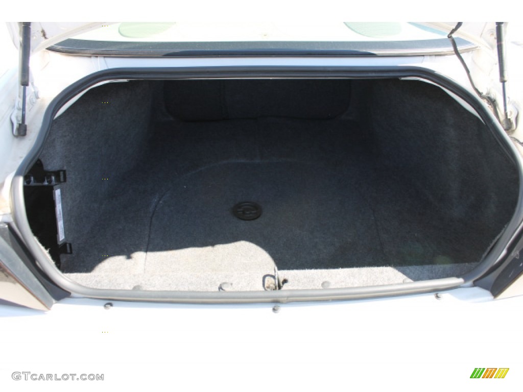 2004 Impala LS - White / Neutral Beige photo #5