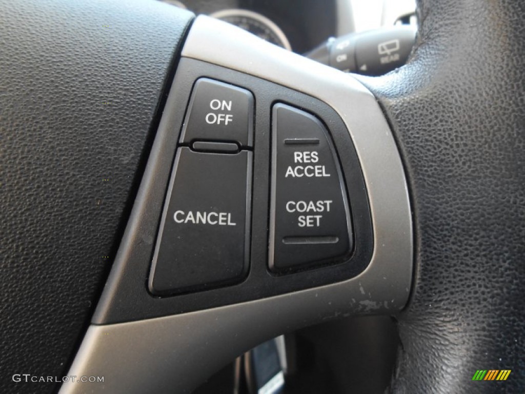 2009 Elantra Touring - Black Pearl / Black photo #18