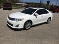Super White - Camry LE Photo No. 18