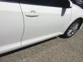 Super White - Camry LE Photo No. 32