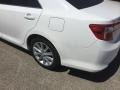 Super White - Camry LE Photo No. 33