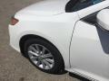 Super White - Camry LE Photo No. 36