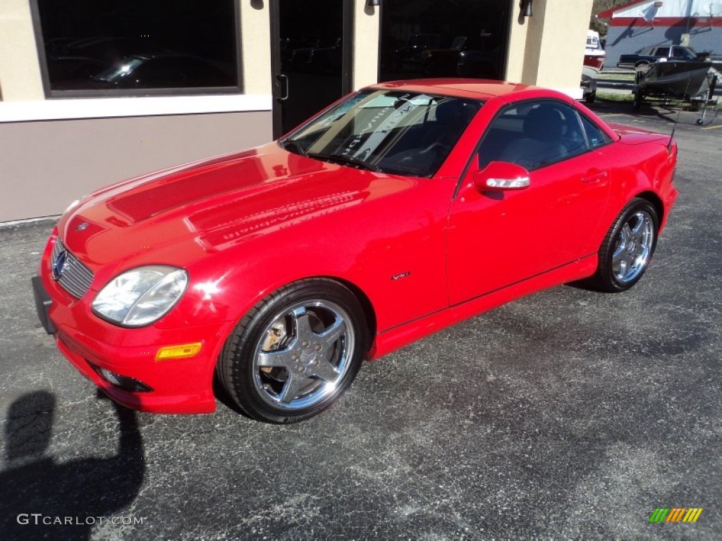 Magma Red Mercedes-Benz SLK