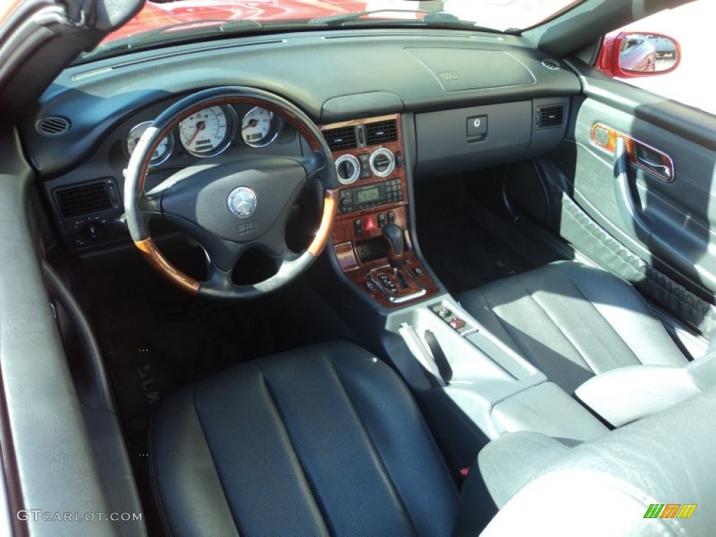 2003 SLK 320 Roadster - Magma Red / Charcoal photo #13