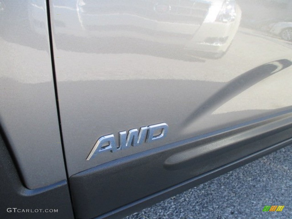 2012 Sorento LX AWD - Titanium Silver / Black photo #29