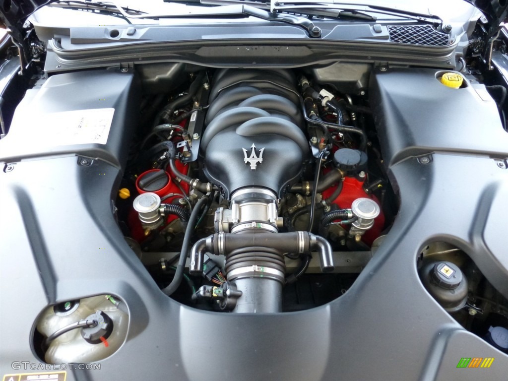 2011 Maserati GranTurismo S Engine Photos