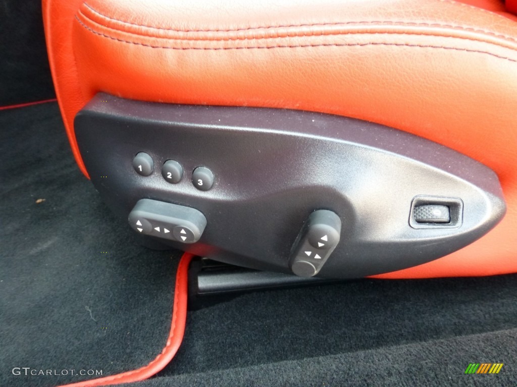 2011 Maserati GranTurismo S Controls Photo #92931657