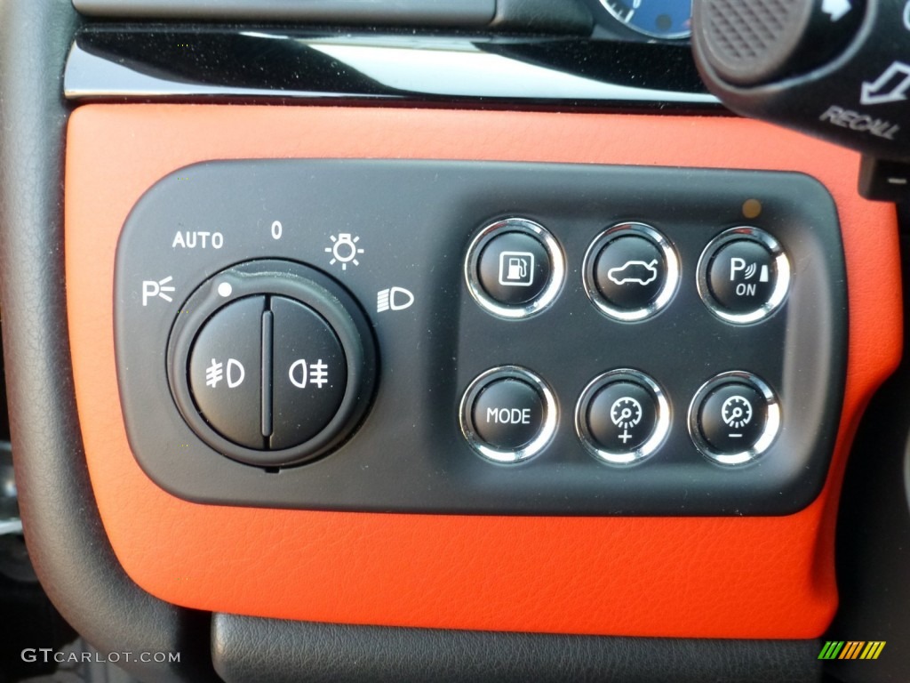 2011 Maserati GranTurismo S Controls Photo #92931679