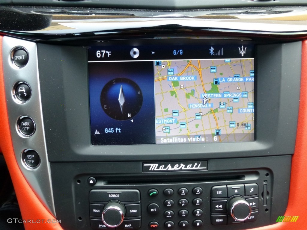 2011 Maserati GranTurismo S Navigation Photos
