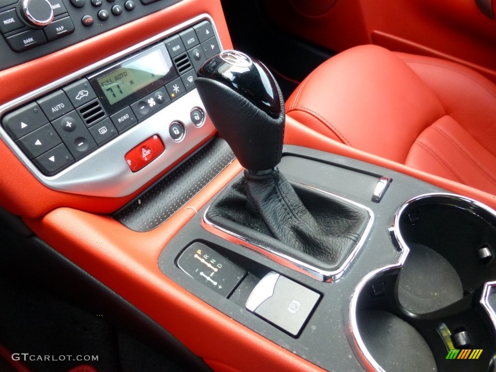 2011 Maserati GranTurismo S Transmission Photos