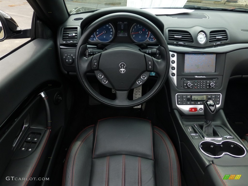 2010 Maserati GranTurismo Convertible GranCabrio Dashboard Photos