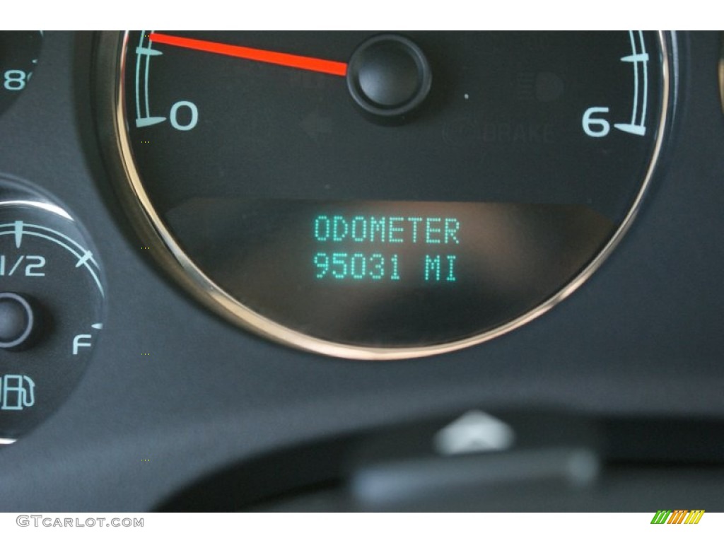 2008 Tahoe LT - Summit White / Light Cashmere/Ebony photo #31