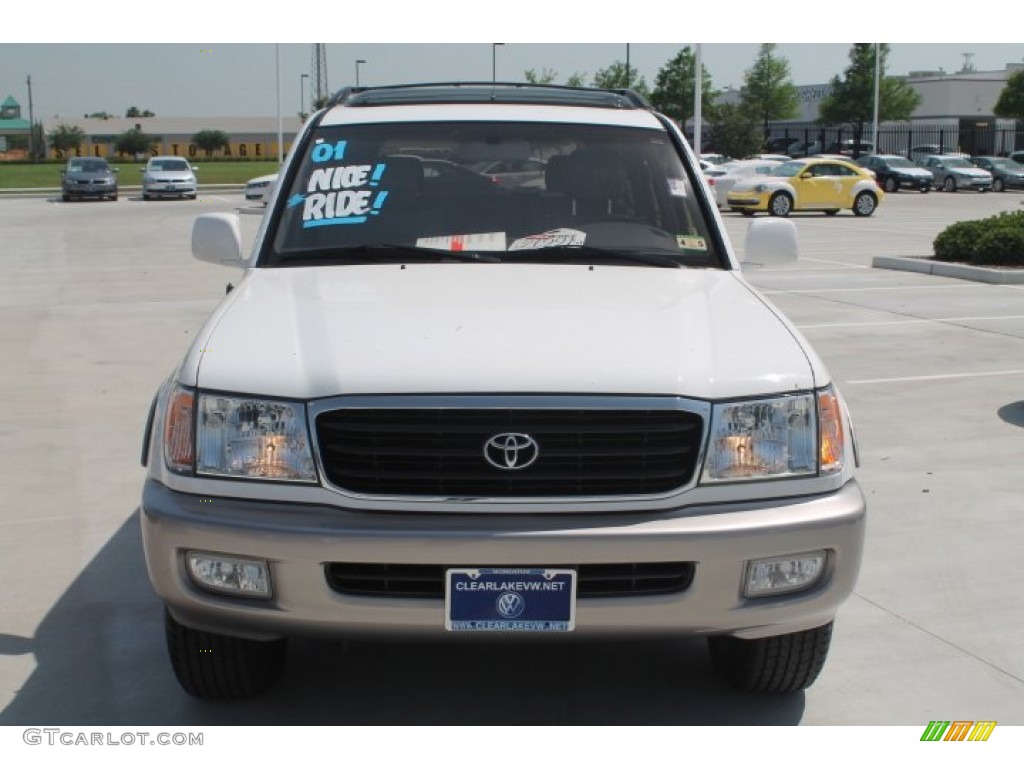 2001 Land Cruiser  - Natural White / Gray photo #2