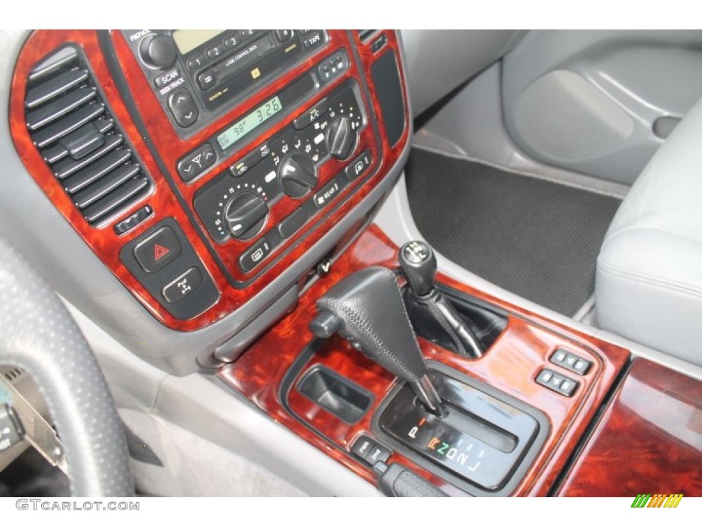 2001 Land Cruiser  - Natural White / Gray photo #17