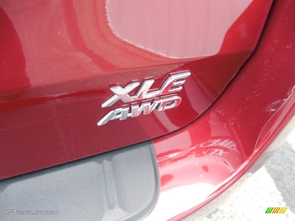 2011 Sienna XLE AWD - Salsa Red Pearl / Light Gray photo #5