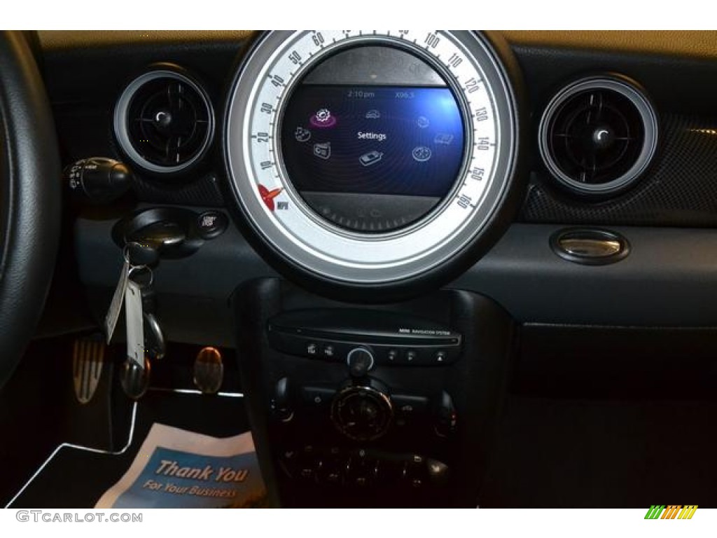 2011 Cooper S Hardtop - British Racing Green II / Carbon Black photo #7