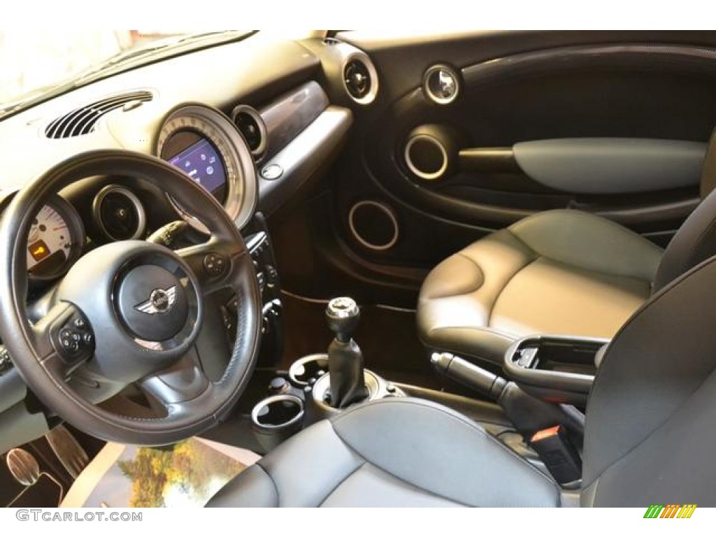 2011 Cooper S Hardtop - British Racing Green II / Carbon Black photo #12