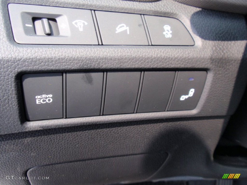 2014 Santa Fe Sport 2.0T FWD - Moonstone Silver / Gray photo #33