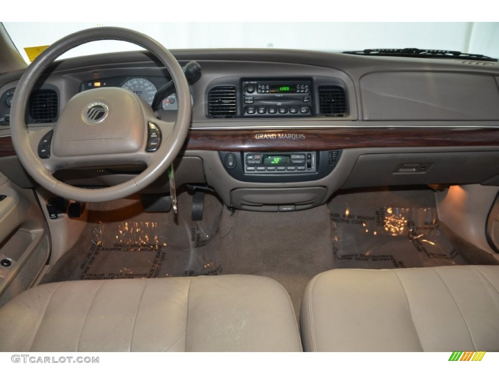 2004 Grand Marquis LS - Gold Ash Metallic / Medium Parchment photo #21