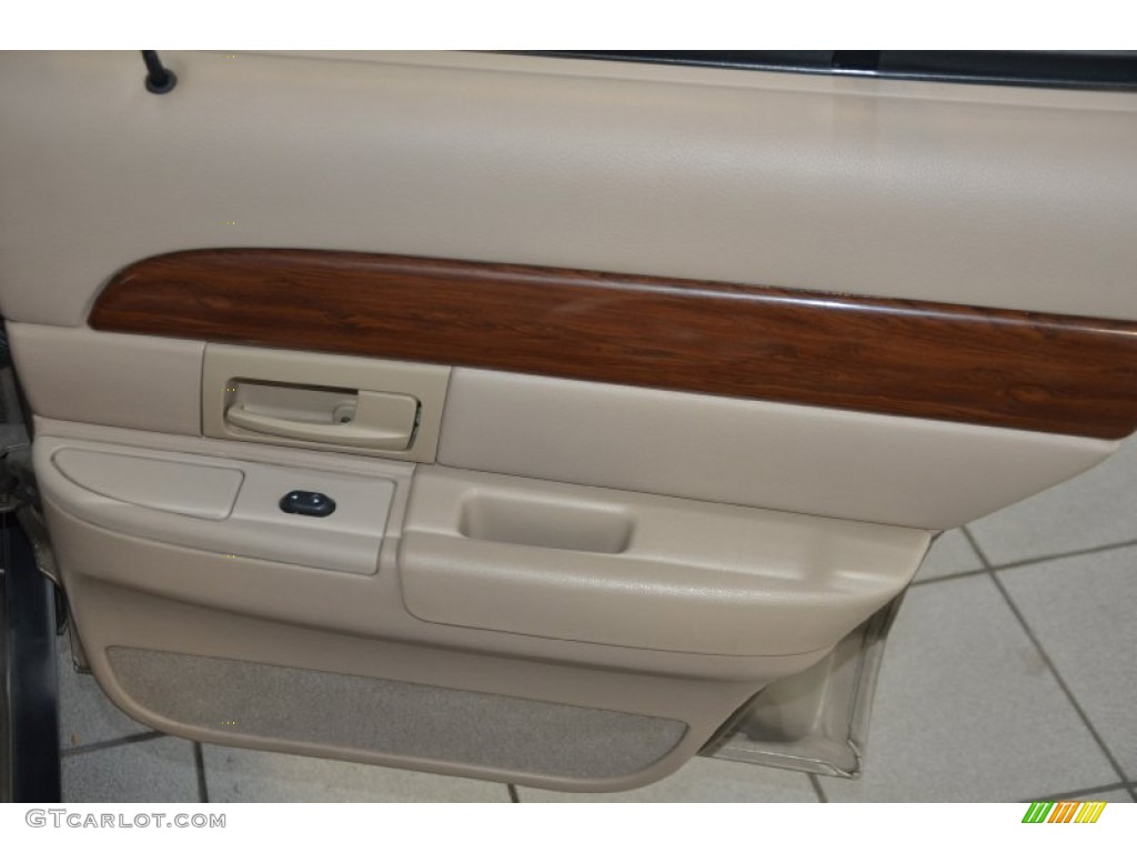 2004 Grand Marquis LS - Gold Ash Metallic / Medium Parchment photo #24