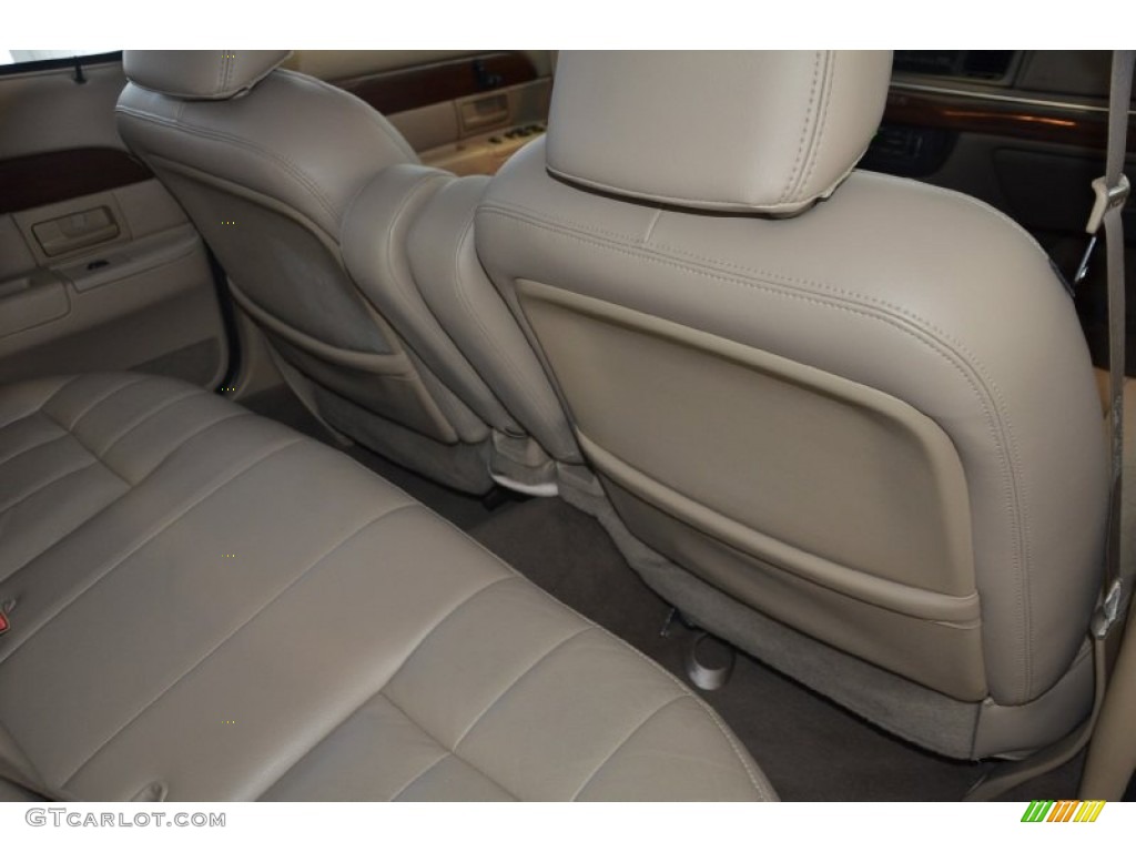 2004 Grand Marquis LS - Gold Ash Metallic / Medium Parchment photo #25