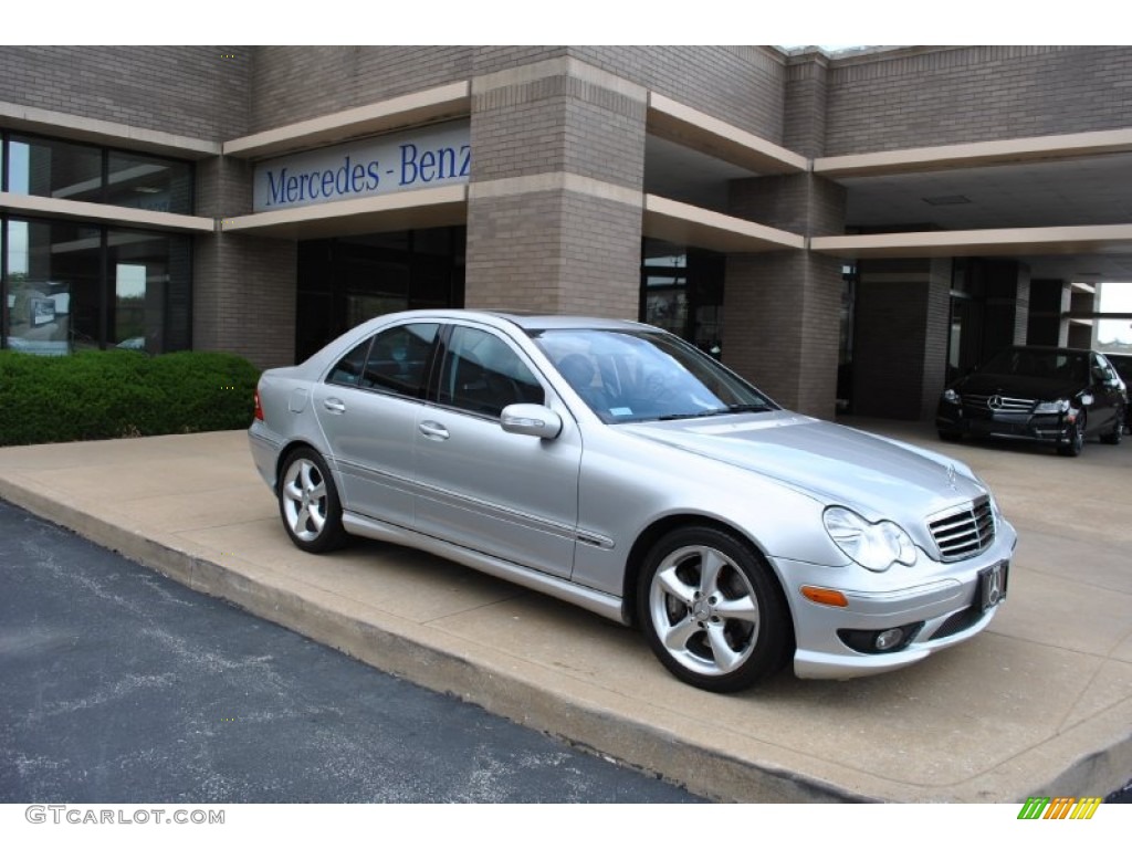 Brilliant Silver Metallic 2005 Mercedes-Benz C 230 Kompressor Sedan Exterior Photo #92960708