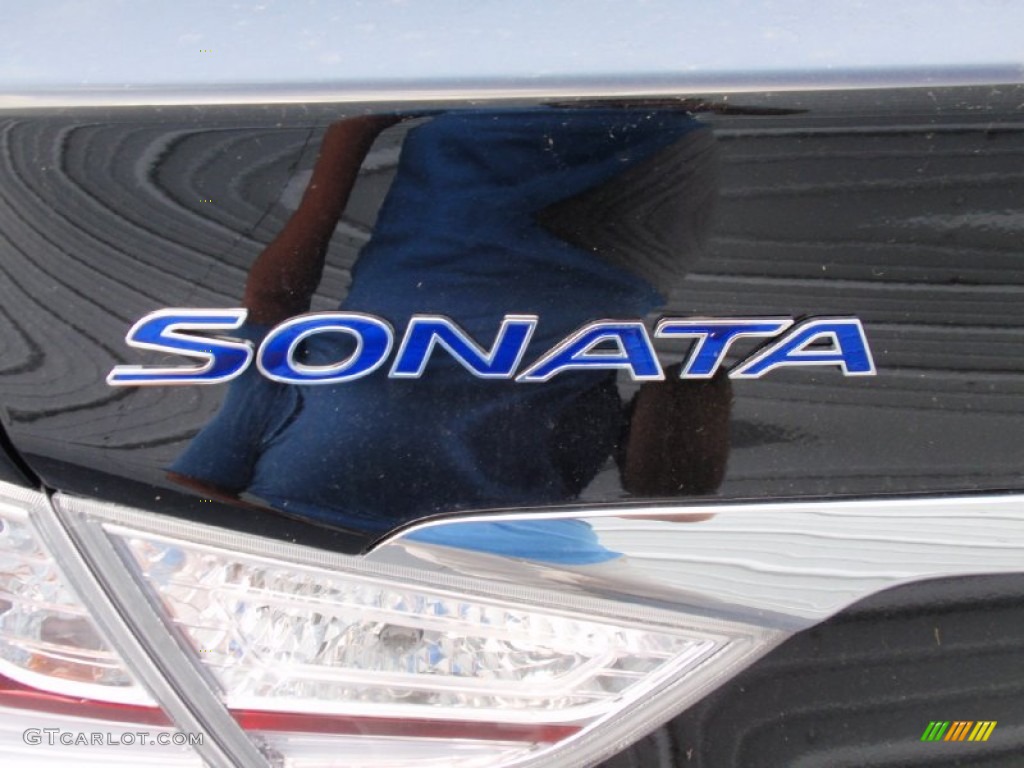 2014 Sonata Hybrid Limited - Eclipse Black / Gray photo #14