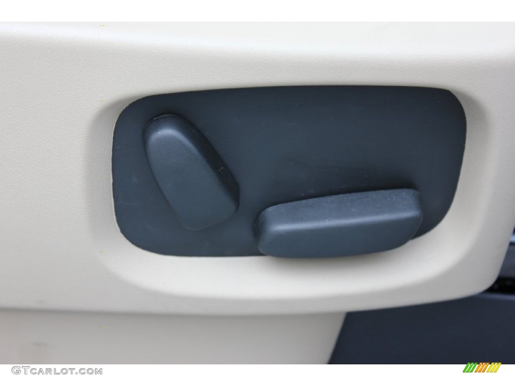 2012 LR4 HSE LUX - Fuji White / Almond/Nutmeg photo #47