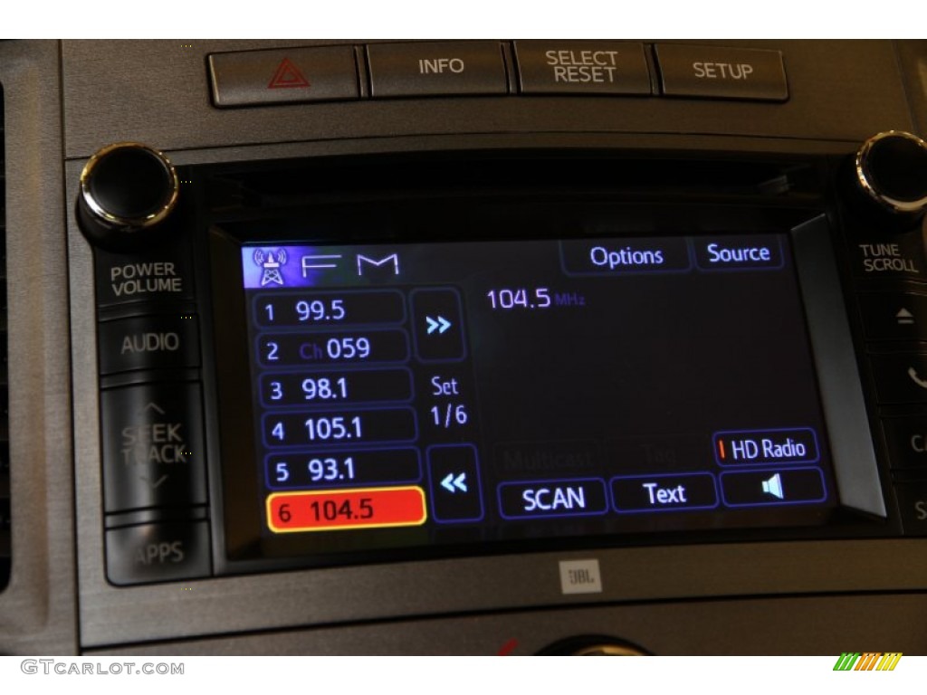 2013 Toyota Venza XLE Audio System Photos