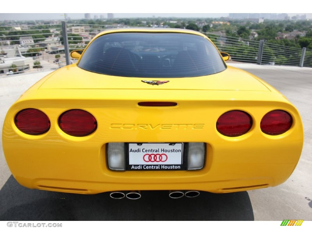 2000 Corvette Coupe - Millennium Yellow / Black photo #8