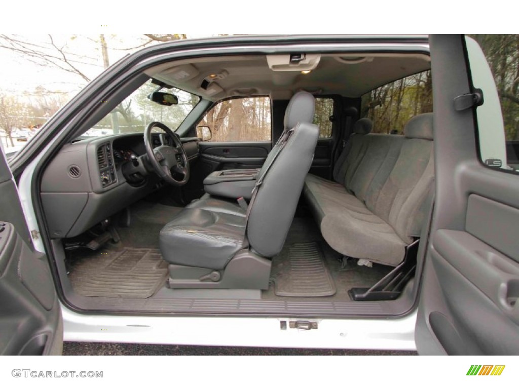 Medium Gray Interior 2004 Chevrolet Silverado 1500 LS Extended Cab 4x4 Photo #92975054