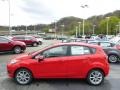 Race Red - Fiesta SE Hatchback Photo No. 5